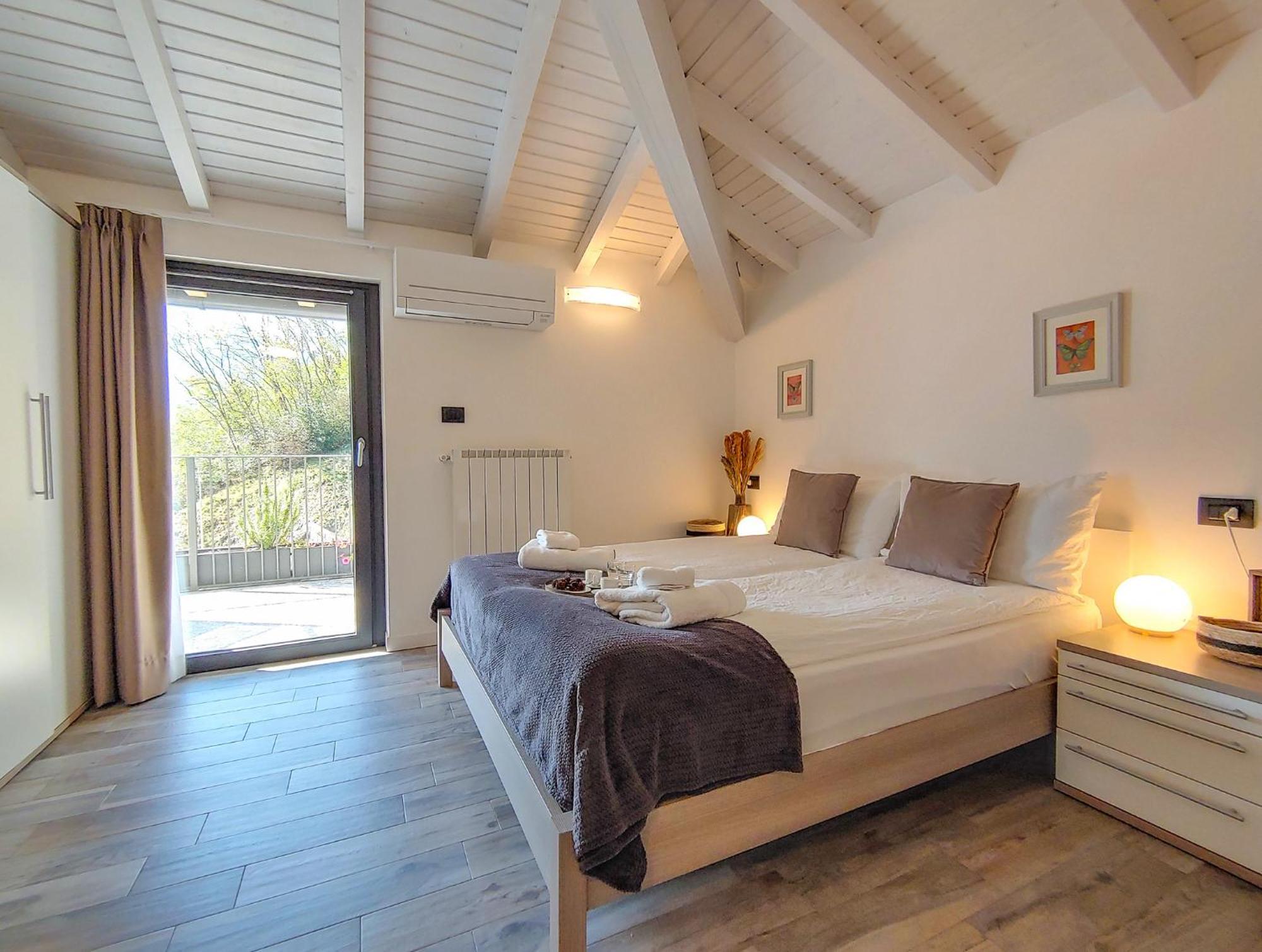 Dascio Silence Ferienwohnung Mit Panorama Balkon エクステリア 写真