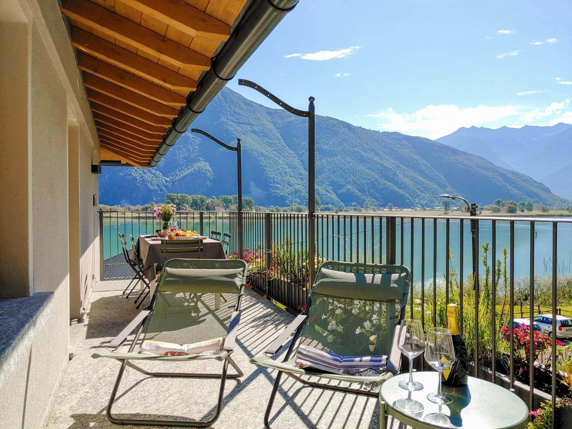 Dascio Silence Ferienwohnung Mit Panorama Balkon エクステリア 写真